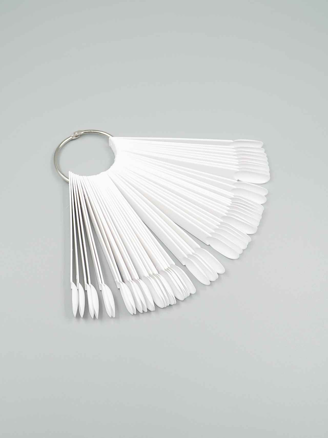 Палитра веерная белая форма Овал на кольце, 50 типс